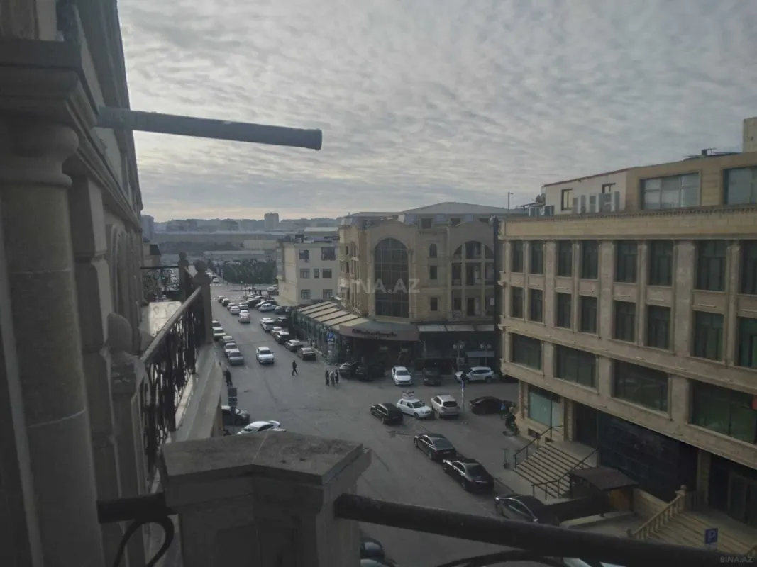 Kirayə verilir 3 otaqlı ofis 125 m²