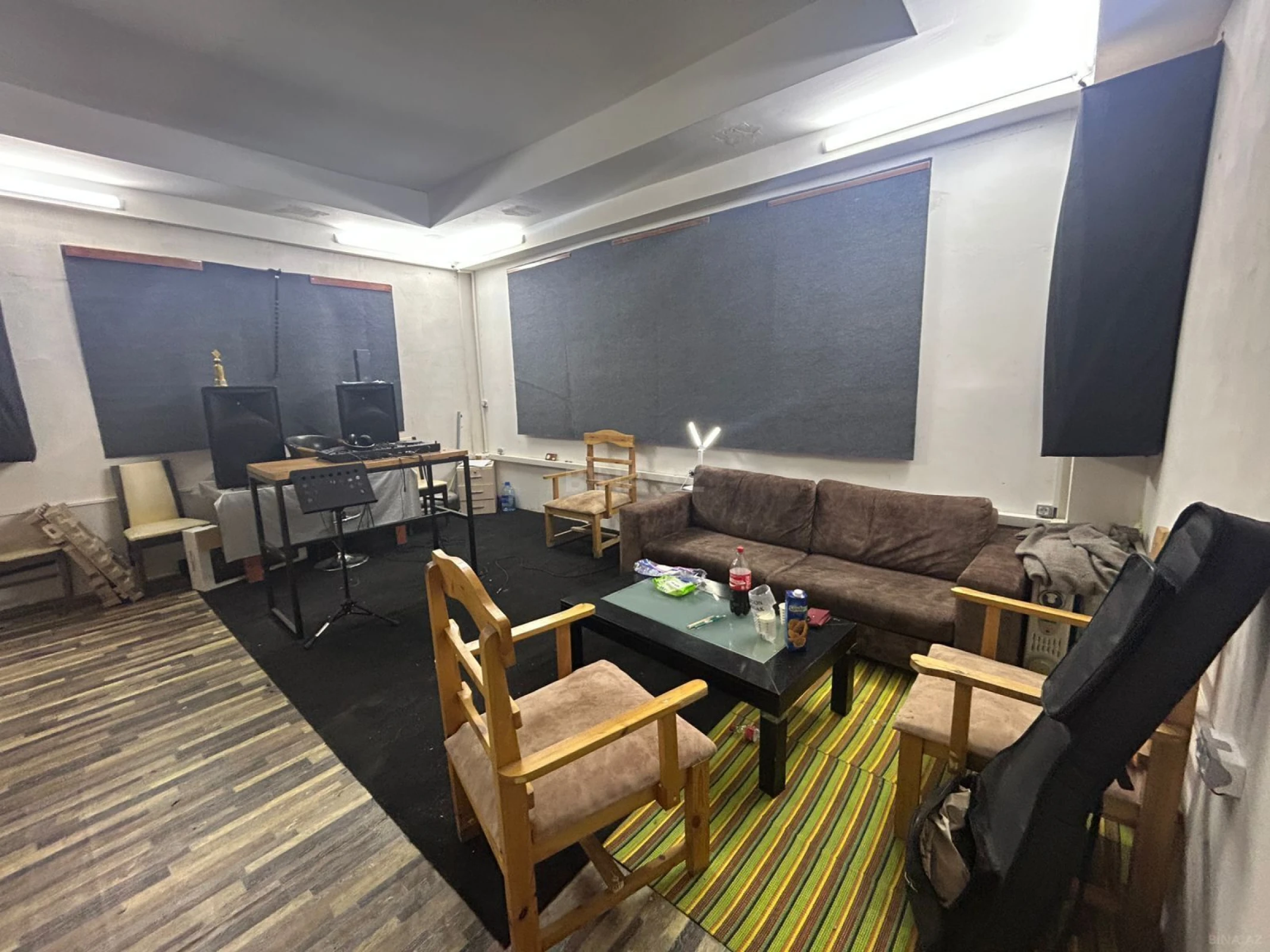 Kirayə verilir 3 otaqlı ofis 125 m²