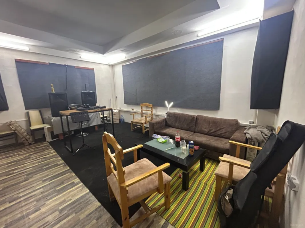 Kirayə verilir 3 otaqlı ofis 125 m²