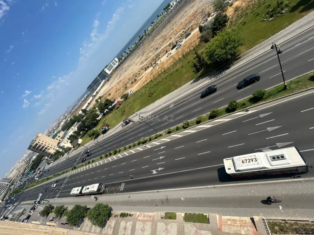 Kirayə verilir 3 otaqlı ofis 125 m²