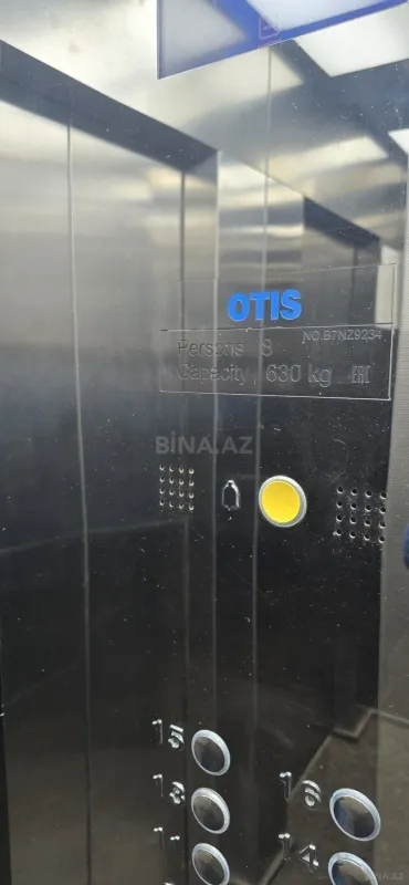 Satılır 3 otaqlı mənzil 156 m²