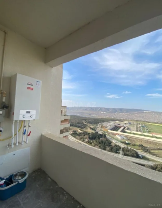 Satılır 3 otaqlı mənzil 156 m²