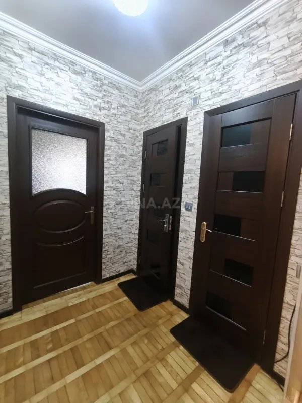 Satılır 4 otaqlı mənzil 90 m²