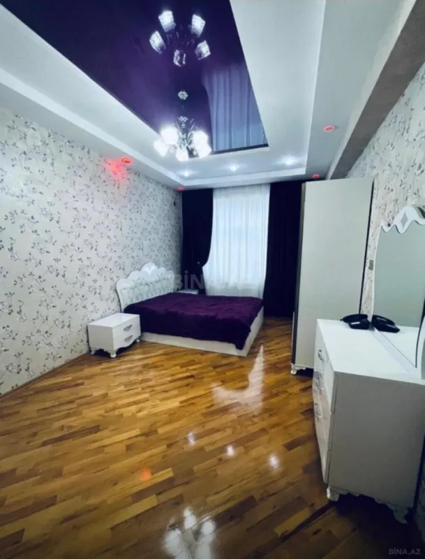 Satılır 3 otaqlı mənzil 98 m²