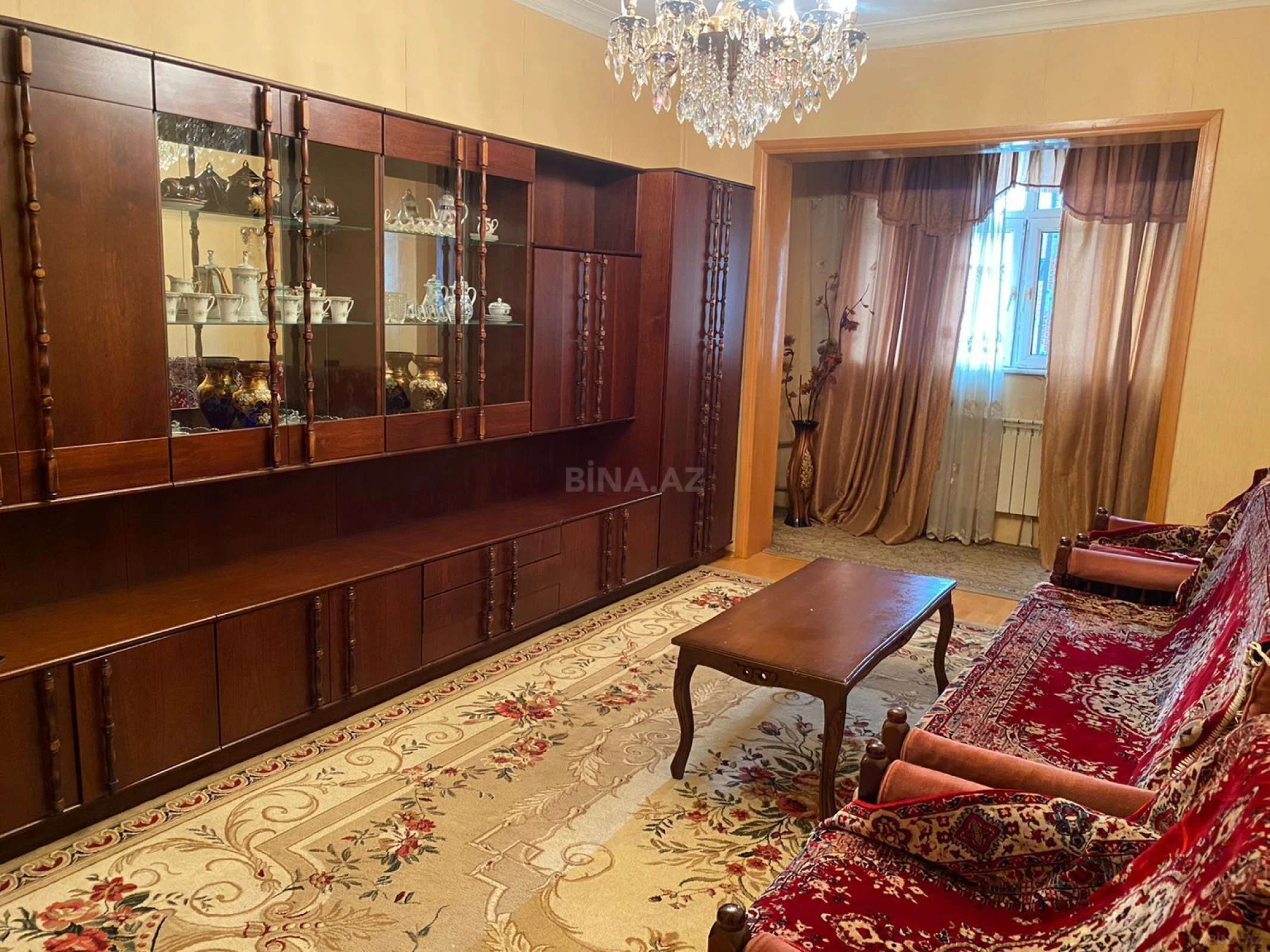 Kirayə verilir 2 otaqlı mənzil 60 m²