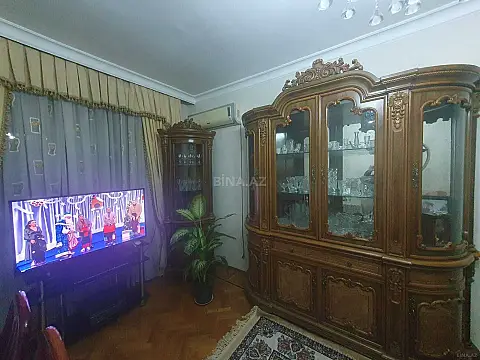 Satılır 4 otaqlı mənzil 95 m²