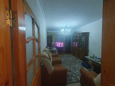 Satılır 4 otaqlı mənzil 95 m²