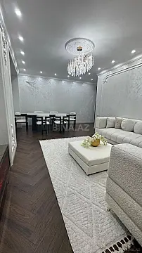 Satılır 3 otaqlı mənzil 148 m²
