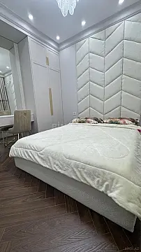 Satılır 3 otaqlı mənzil 148 m²