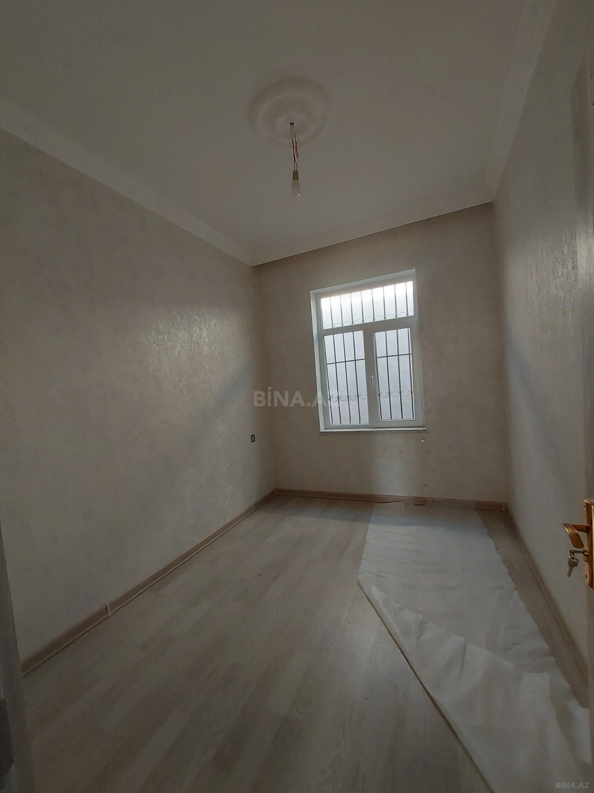 Satılır 4 otaqlı həyət evi 110 m²