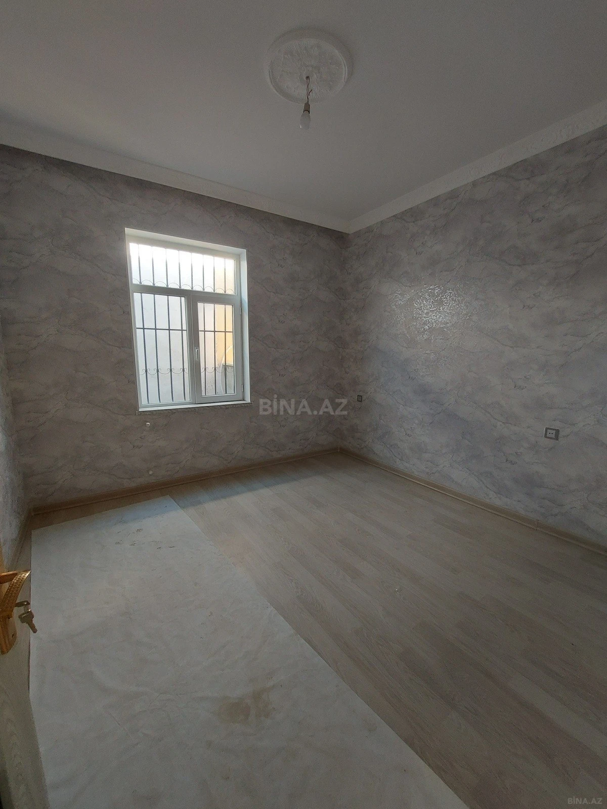 Satılır 4 otaqlı həyət evi 110 m²