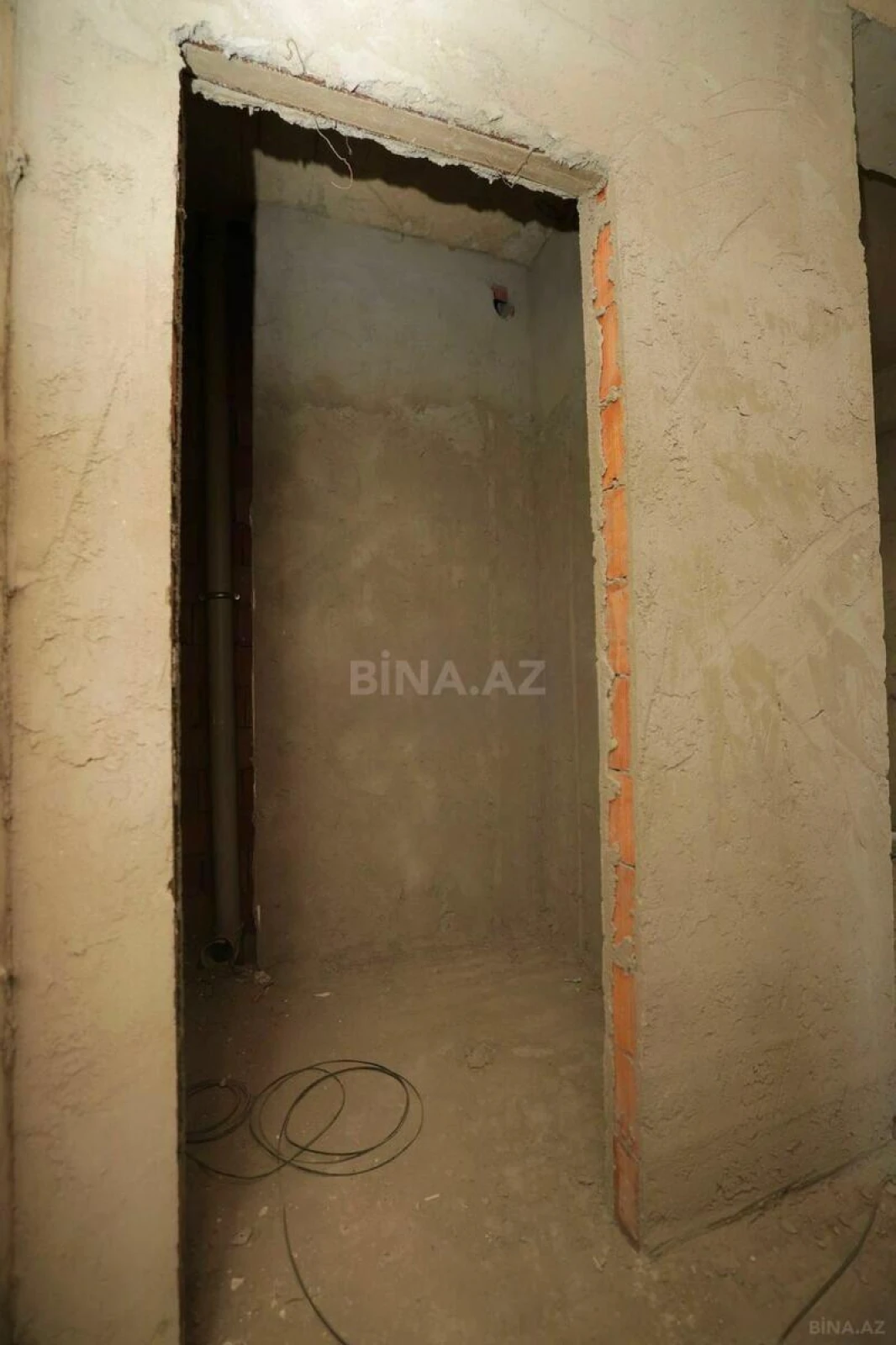 Satılır 3 otaqlı mənzil 108 m²