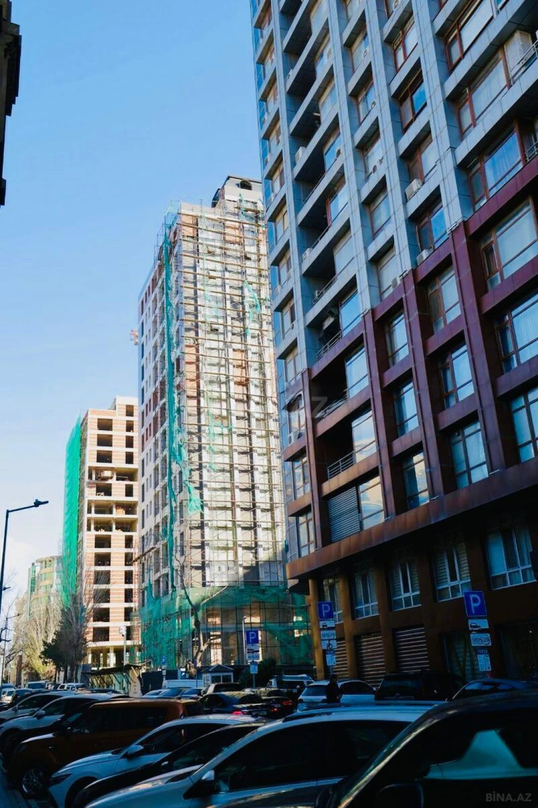 Satılır 3 otaqlı mənzil 108 m²