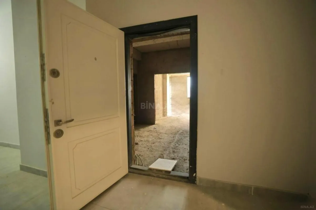 Satılır 3 otaqlı mənzil 108 m²