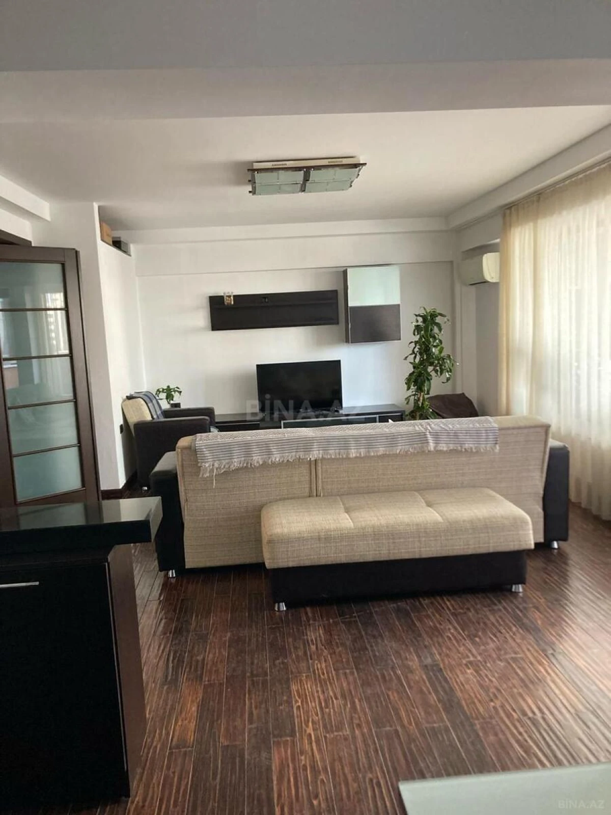 Kirayə verilir 3 otaqlı mənzil 100 m²