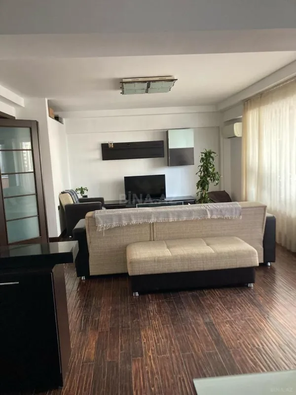 Kirayə verilir 3 otaqlı mənzil 100 m²