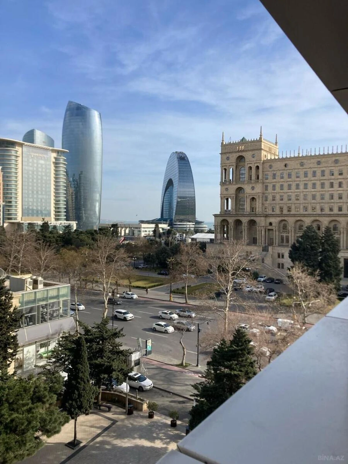 Kirayə verilir 3 otaqlı mənzil 100 m²