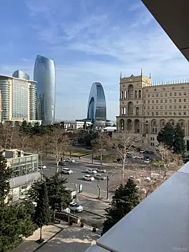 Kirayə verilir 3 otaqlı mənzil 100 m² — Bakı 3 otaq 100.00 m²