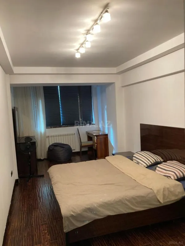 Kirayə verilir 3 otaqlı mənzil 100 m²