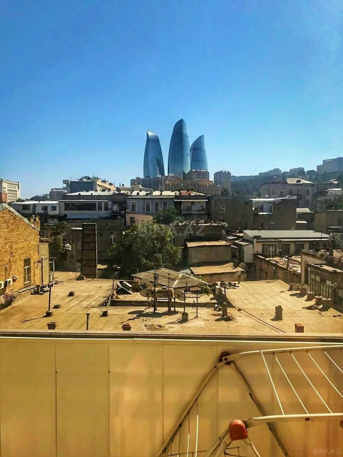 Satılır 3 otaqlı mənzil 90 m²