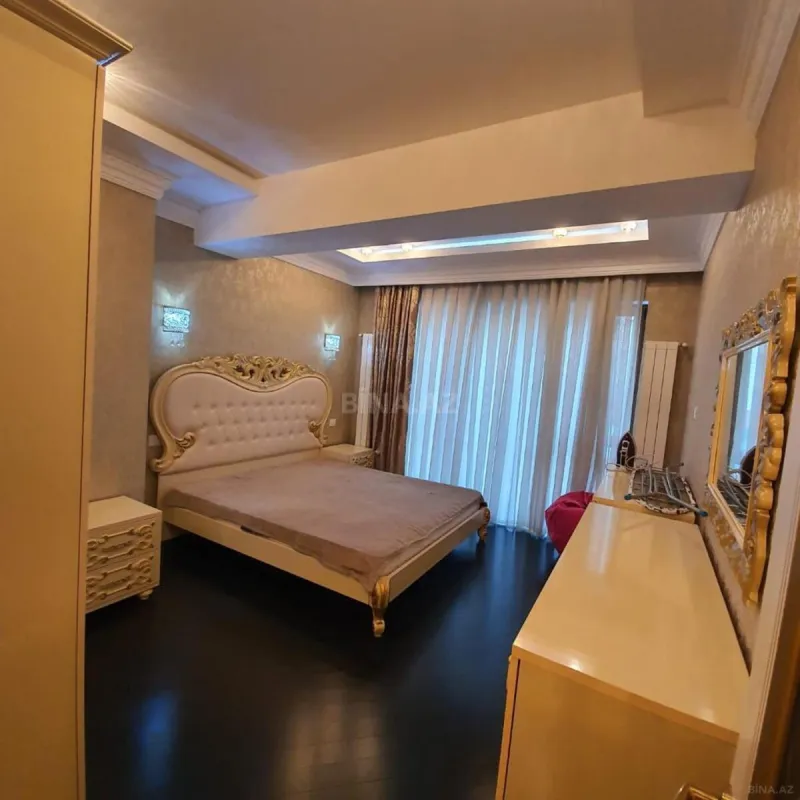 Kirayə verilir 3 otaqlı mənzil 105 m²