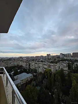 Satılır 3 otaqlı mənzil 122 m²