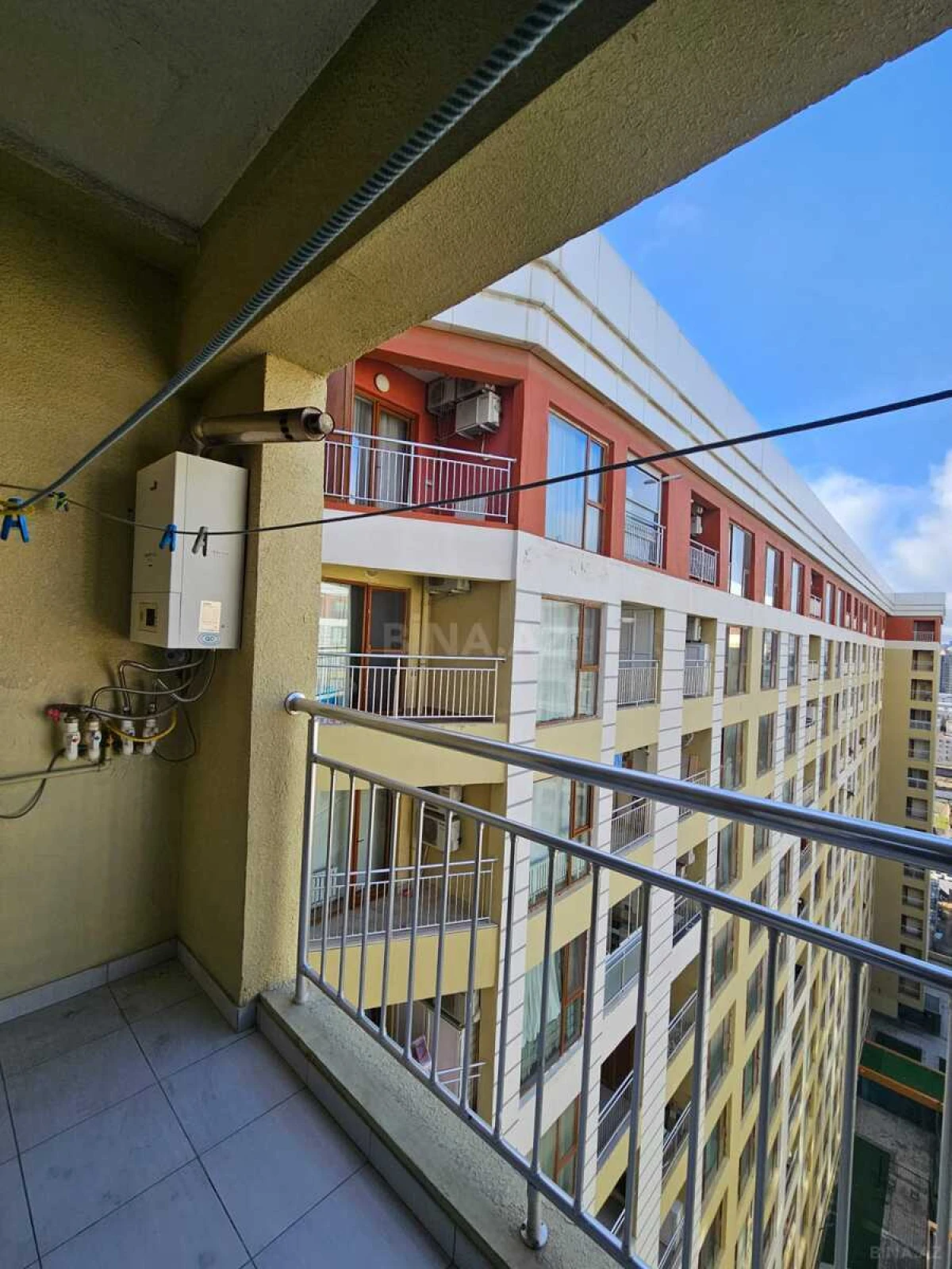 Kirayə verilir 2 otaqlı mənzil 96 m²