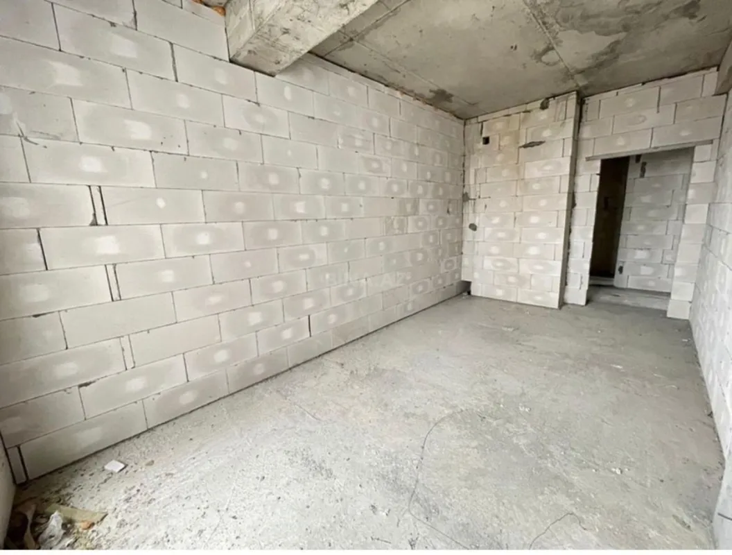 Satılır 1 otaqlı mənzil 45 m²