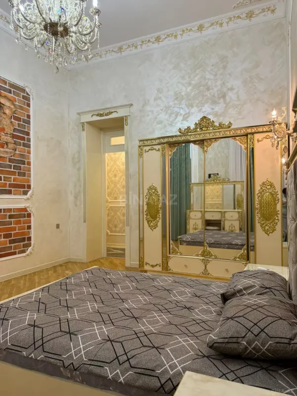 Kirayə verilir 2 otaqlı mənzil 80 m²