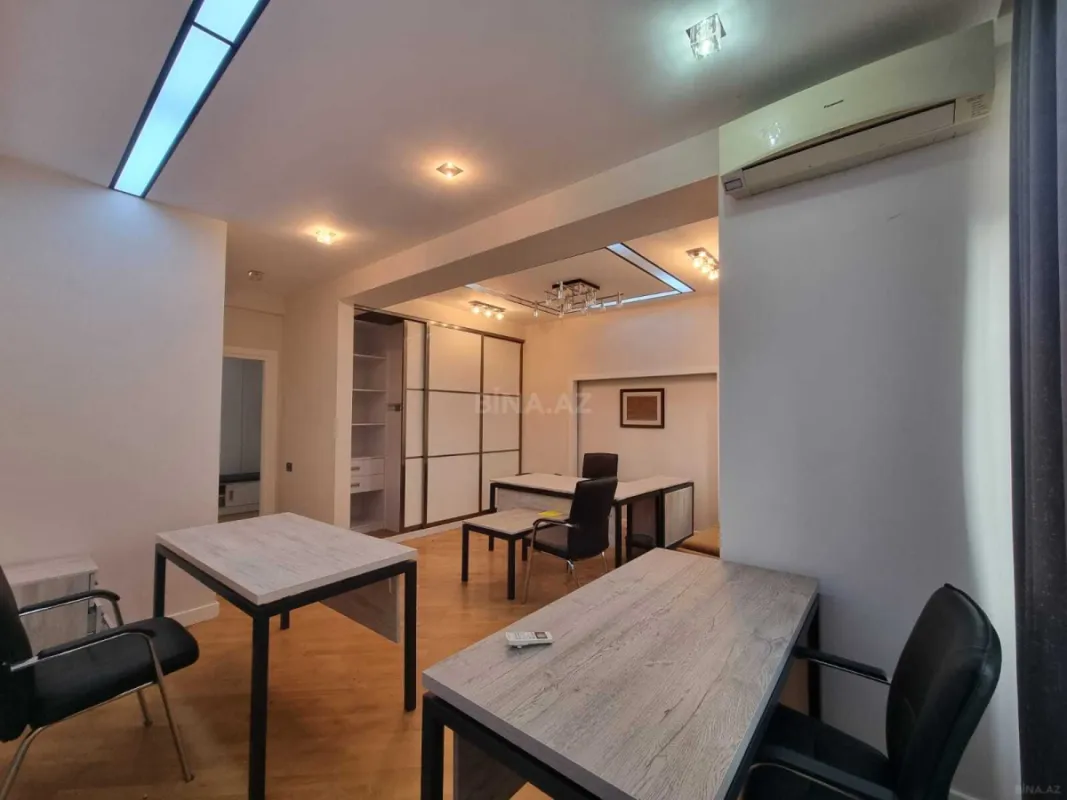 Kirayə verilir 3 otaqlı ofis 150 m²