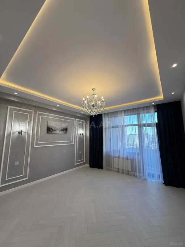 Satılır 3 otaqlı mənzil 105 m²
