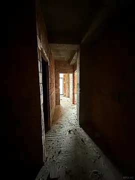 Satılır 1 otaqlı mənzil 71 m²