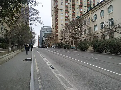 Kirayə verilir 2 otaqlı mənzil 65 m²