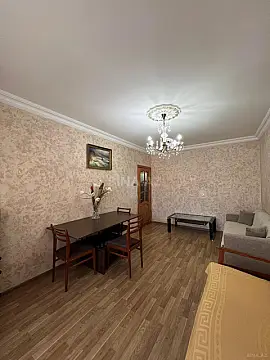 Satılır 2 otaqlı mənzil 65 m²