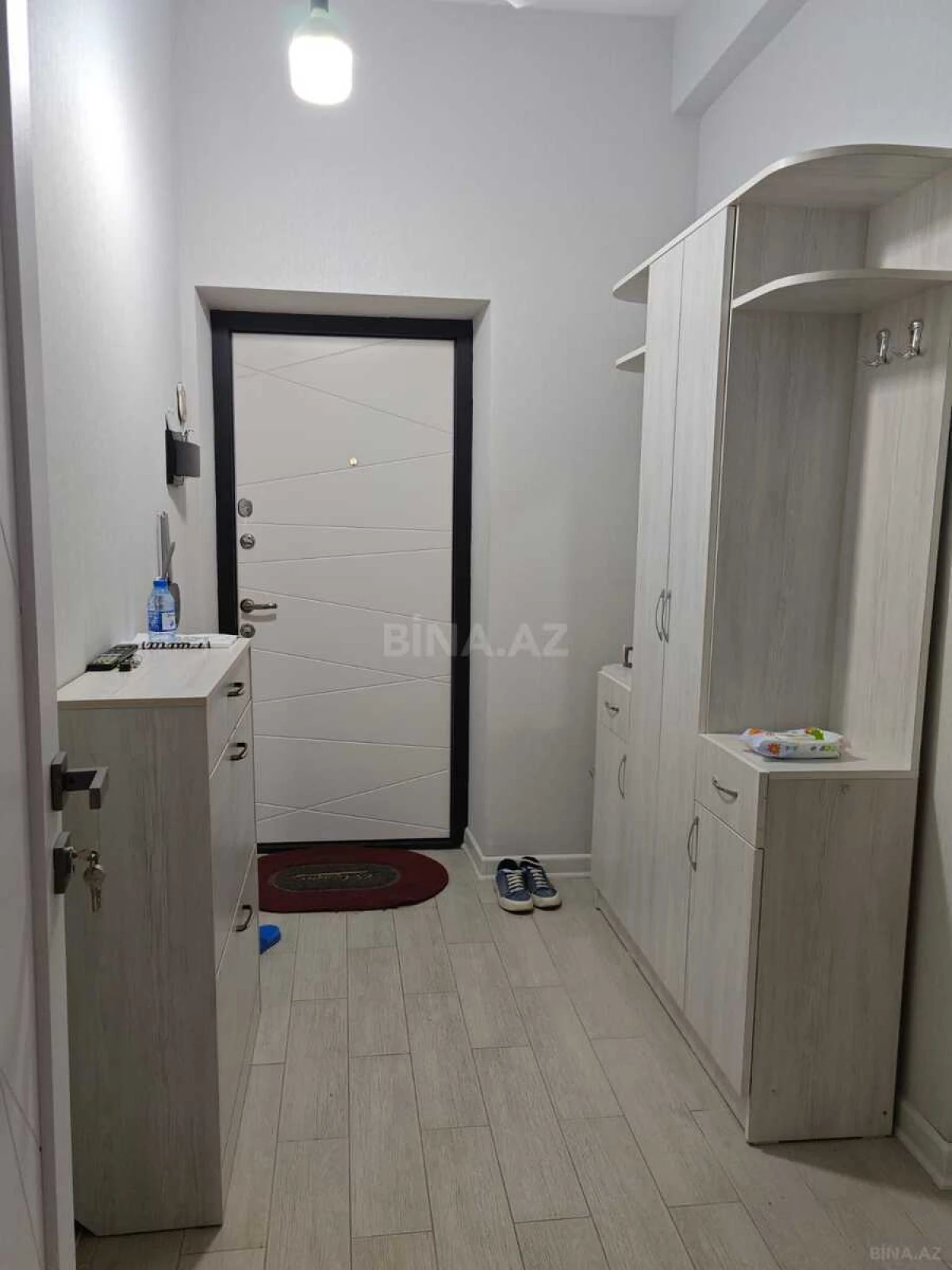 Kirayə verilir 2 otaqlı mənzil 80 m²