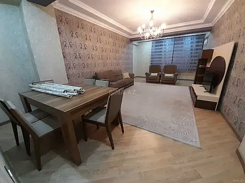 Kirayə verilir 3 otaqlı mənzil 135 m²