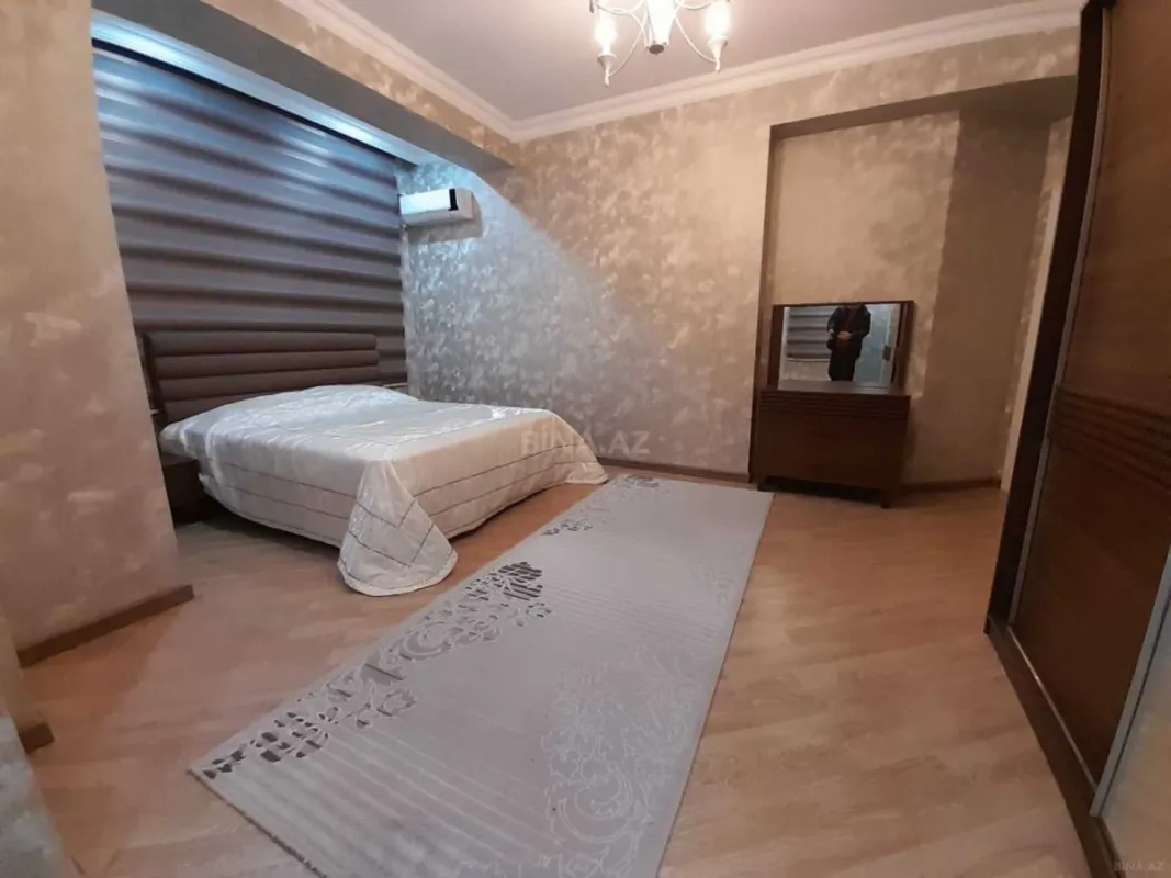 Kirayə verilir 3 otaqlı mənzil 135 m²
