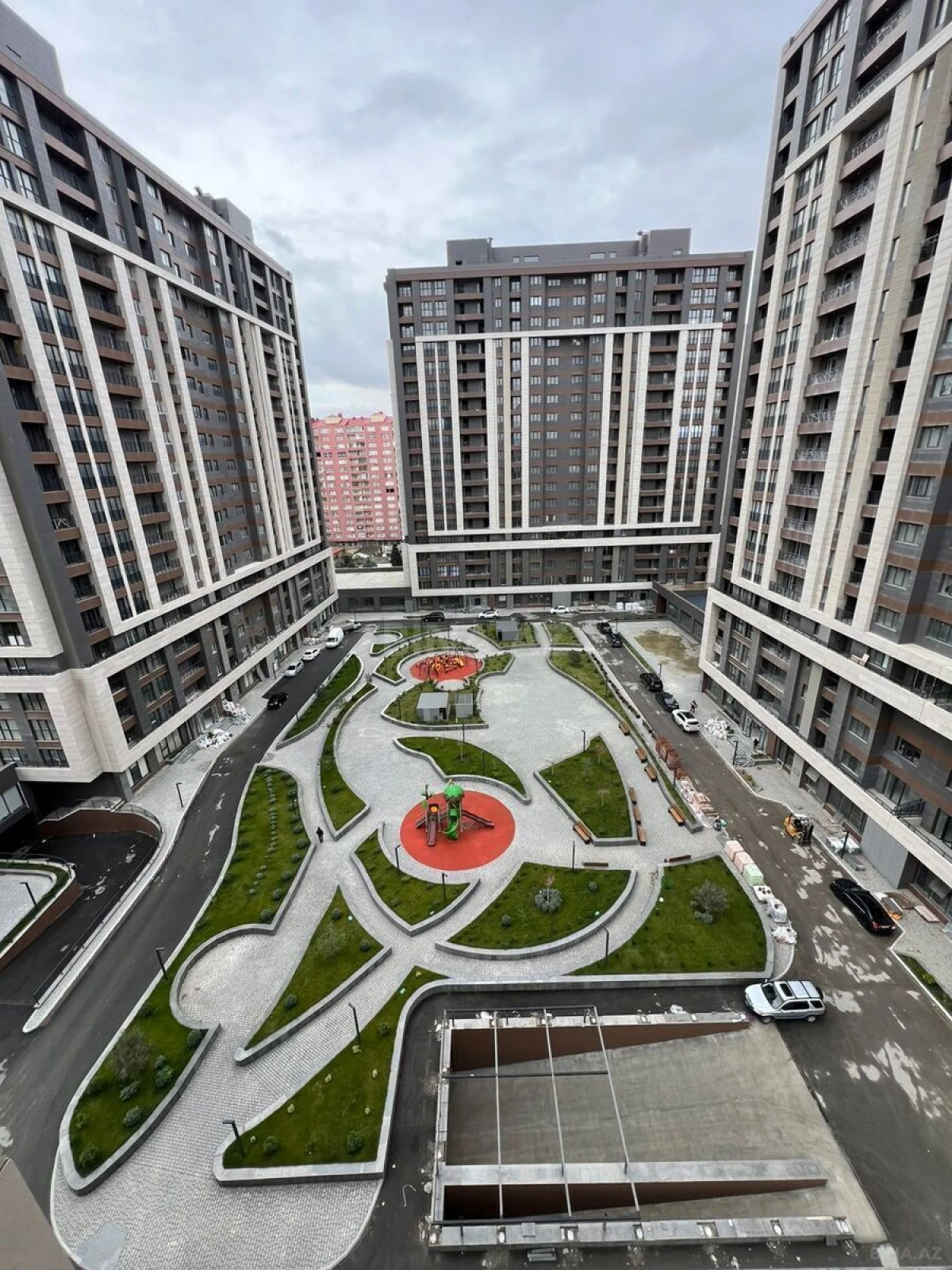Kirayə verilir 2 otaqlı mənzil 70 m²