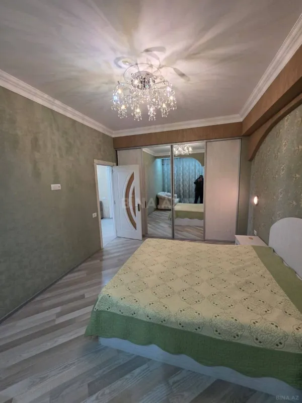 Kirayə verilir 3 otaqlı mənzil 136 m²