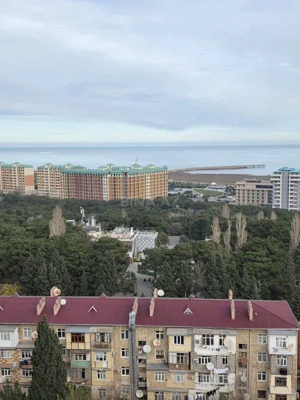 Kirayə verilir 3 otaqlı mənzil 136 m²