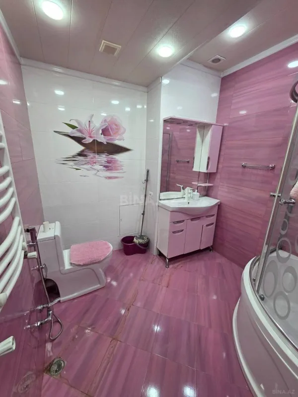 Kirayə verilir 3 otaqlı mənzil 136 m²