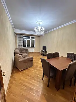 Kirayə verilir 2 otaqlı mənzil 100 m²