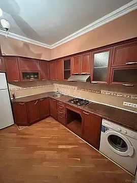 Kirayə verilir 2 otaqlı mənzil 100 m²