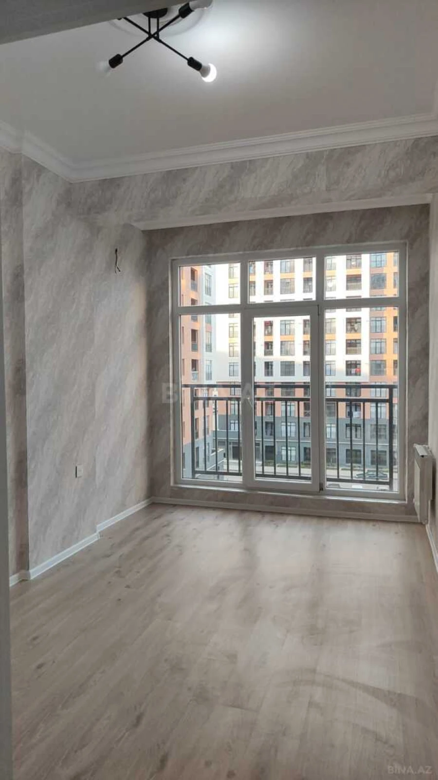 Kirayə verilir 3 otaqlı mənzil 99 m²