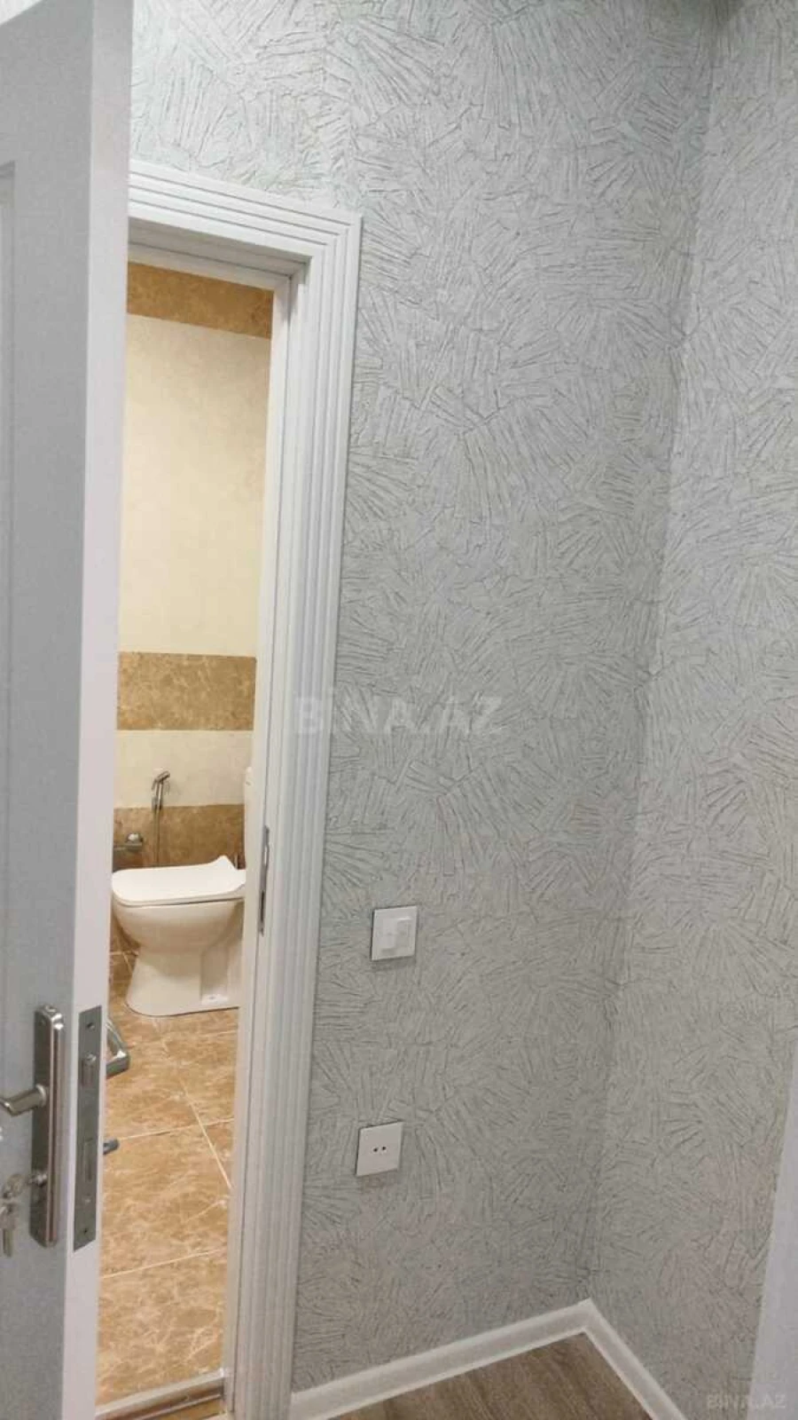 Kirayə verilir 3 otaqlı mənzil 99 m²