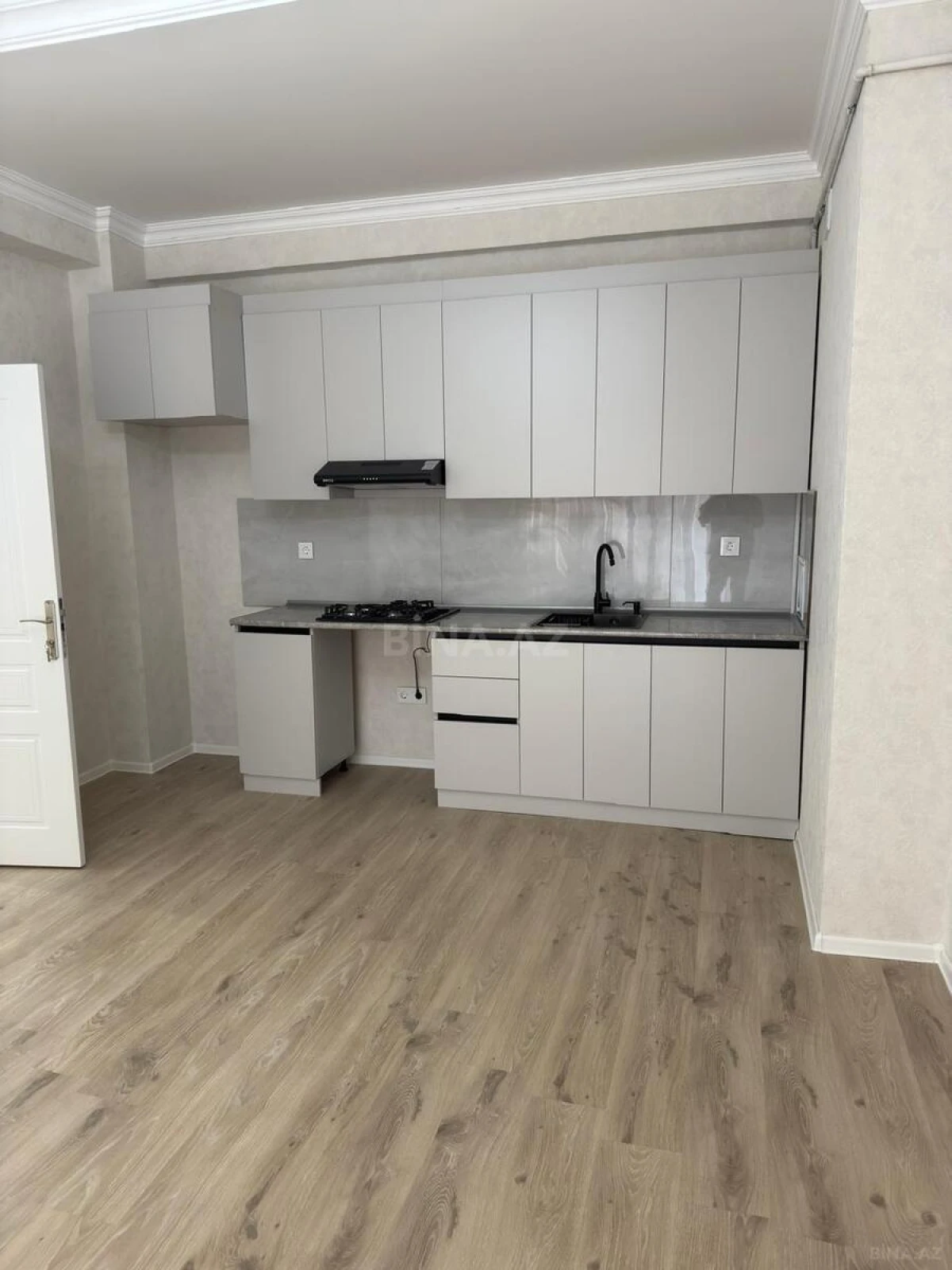 Kirayə verilir 3 otaqlı mənzil 99 m²