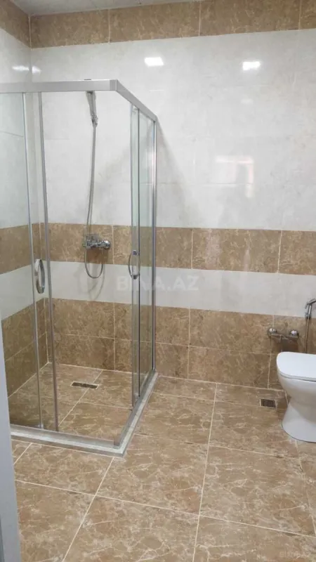 Kirayə verilir 3 otaqlı mənzil 99 m²