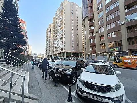 Kirayə verilir obyekt 90 m²