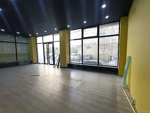 Kirayə verilir obyekt 90 m²