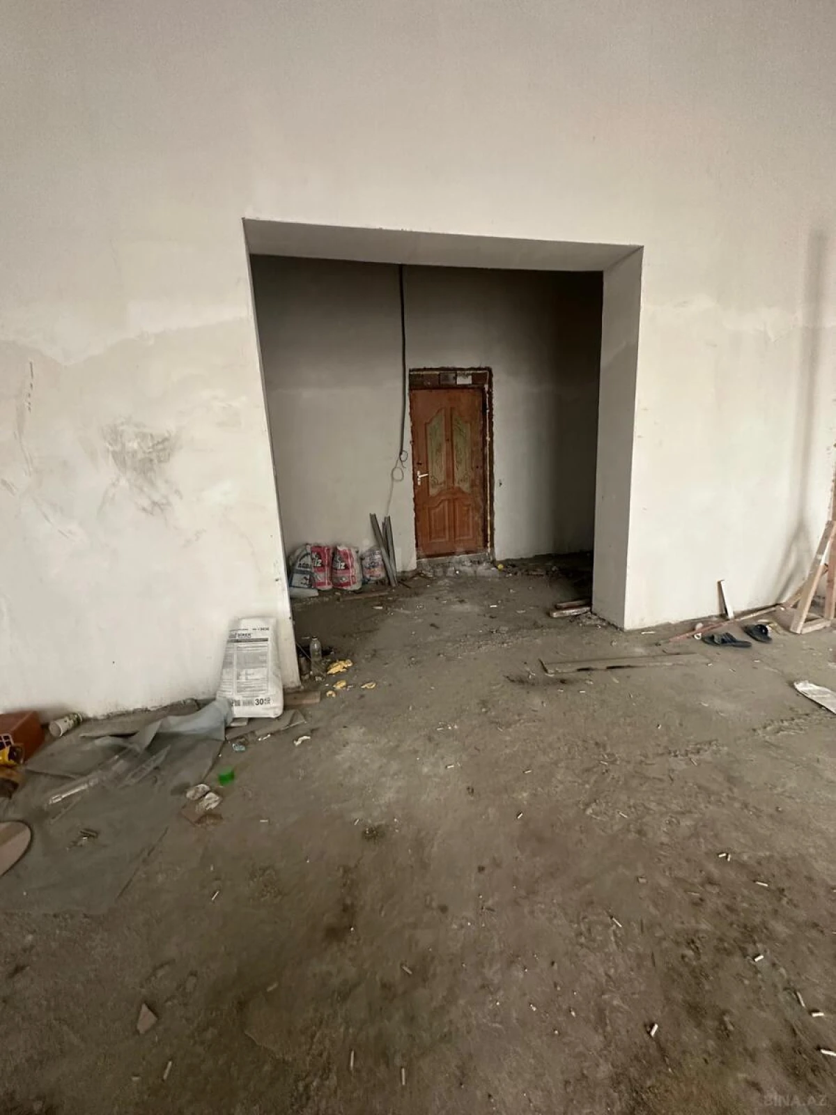 Kirayə verilir obyekt 135 m²